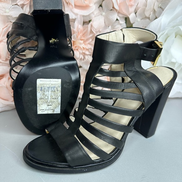 Kenneth Cole - Picture 2 of 6